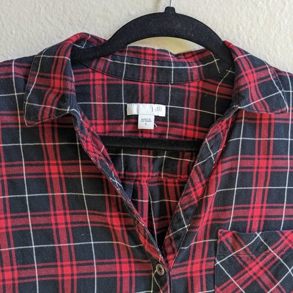J. Jill red and black buffalo plaid curved hem button down tunic size small - Picture 6 of 9